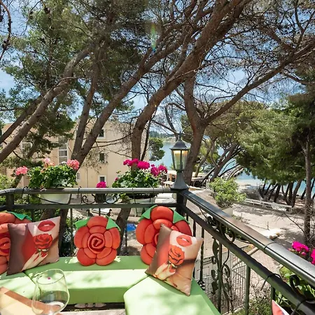 By The Beach, With Sauna Apartment *