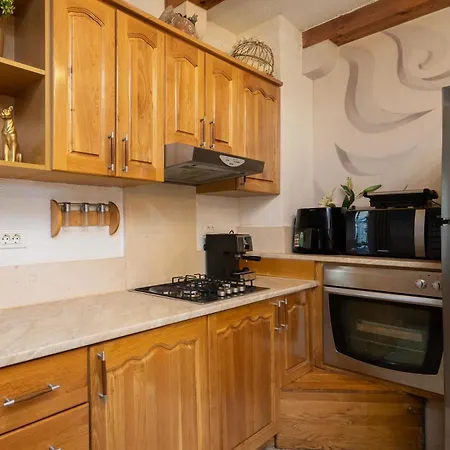 By The Beach, With Sauna Apartment *